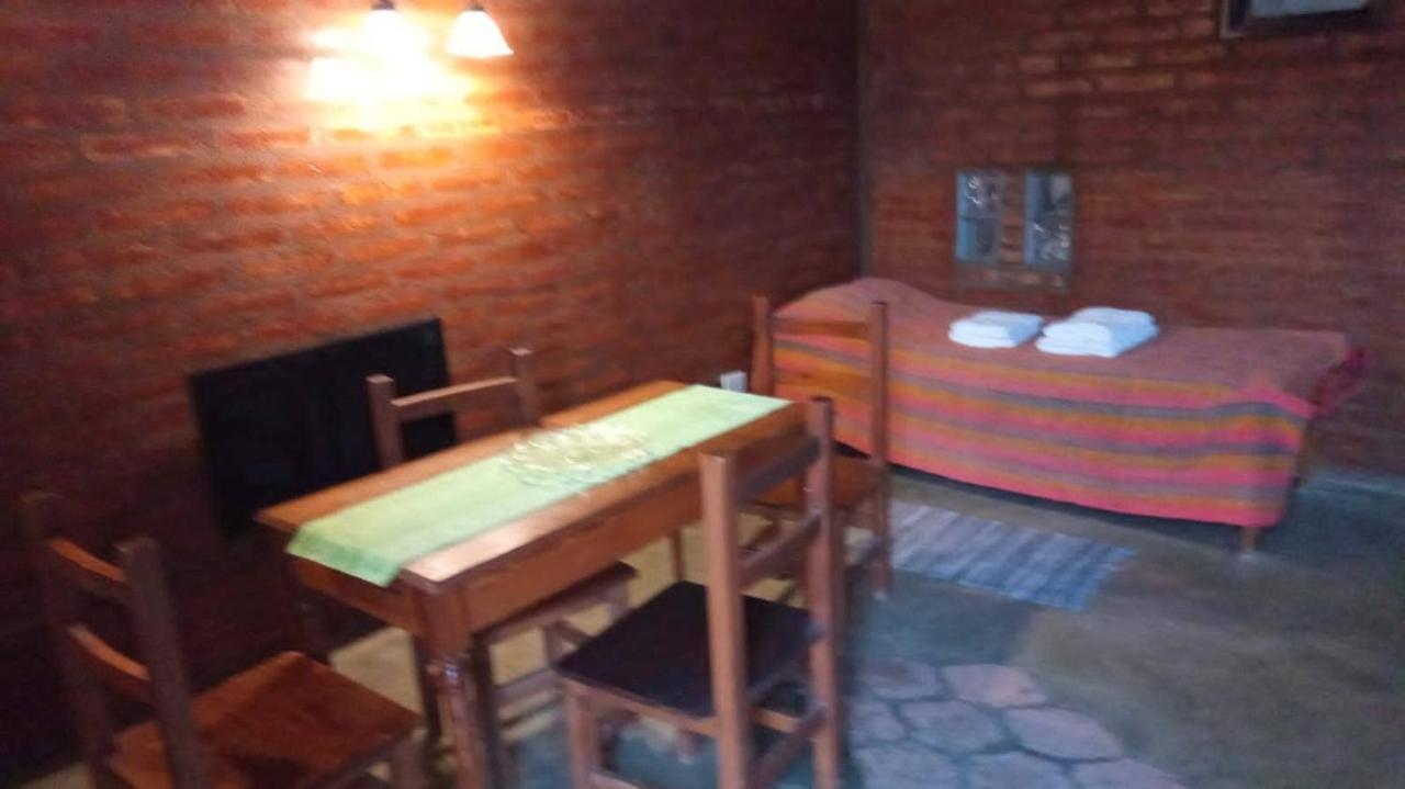 Готель El Refugio Piramides Пуерто-Пірамідес Екстер'єр фото